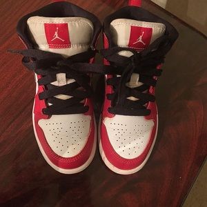 Jordan “Chicago” retro 1